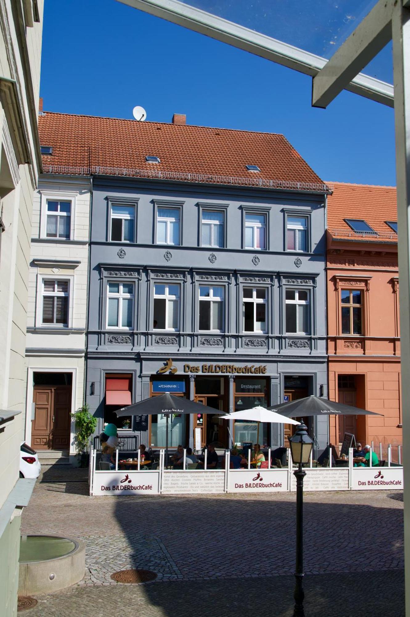 Bilderbuchcafe - Ferien - No 3 - Markt 7 Havelberg