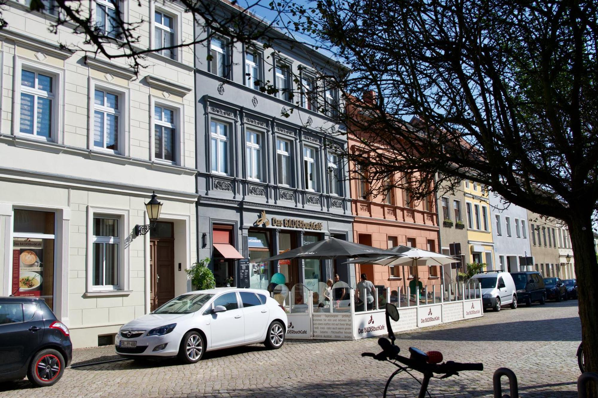 Bilderbuchcafe - Ferien - No 3 - Markt 7 Havelberg